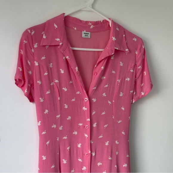 Sunday Best Pink Swan Dress - Picture 3 of 7